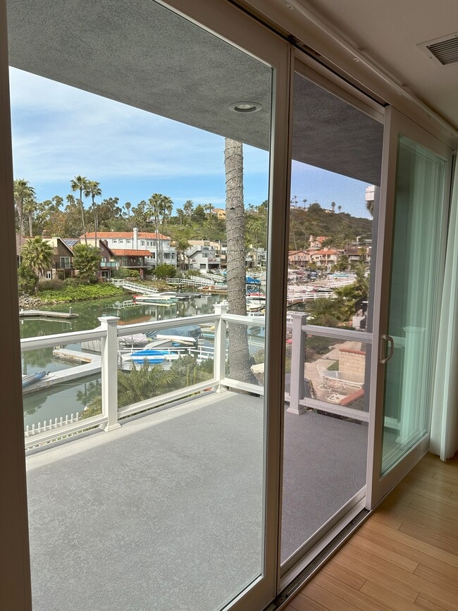 Back patio - 4659 Park Dr