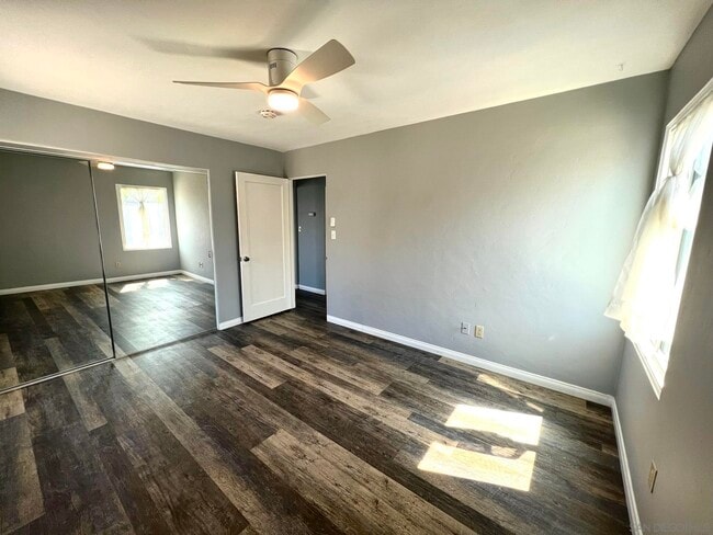 Building Photo - 4551 Santa Monica Ave