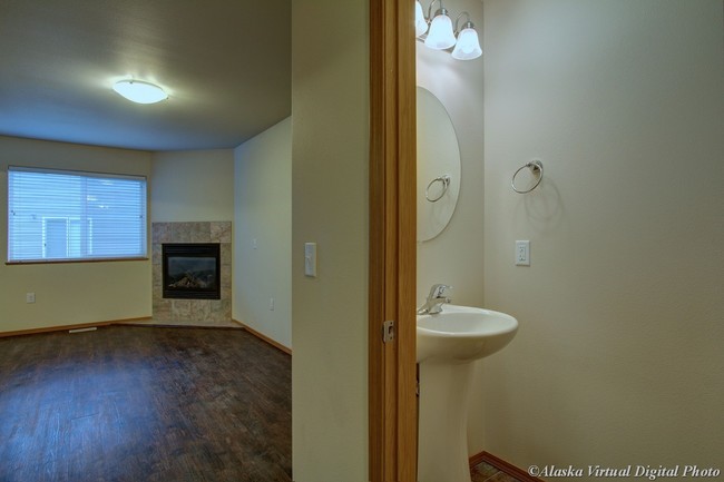 Building Photo - Bella Vista West