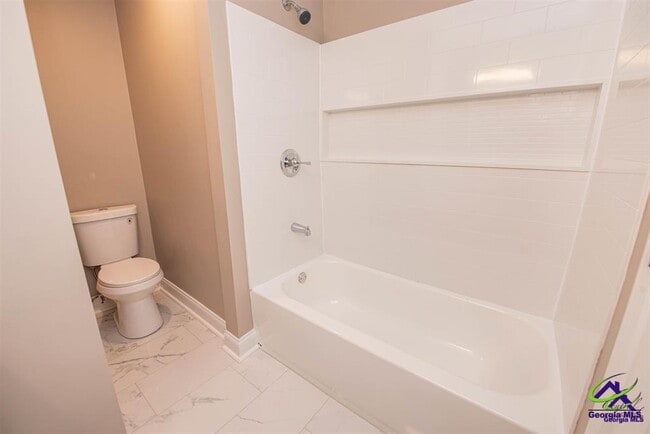 Building Photo - 401 Feagin Mill Rd