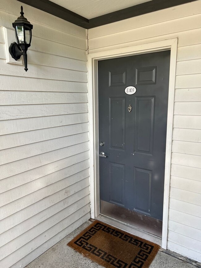 Building Photo - 1Bd/1Ba Lynnwood Condo
