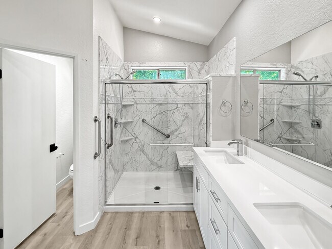 Building Photo - 69736 Cypress Rd