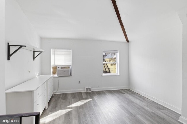 Building Photo - 251 Fulton St