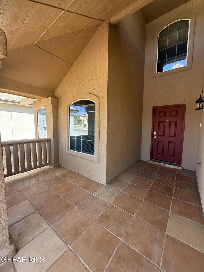 Building Photo - 12557 Paseo Lindo Dr