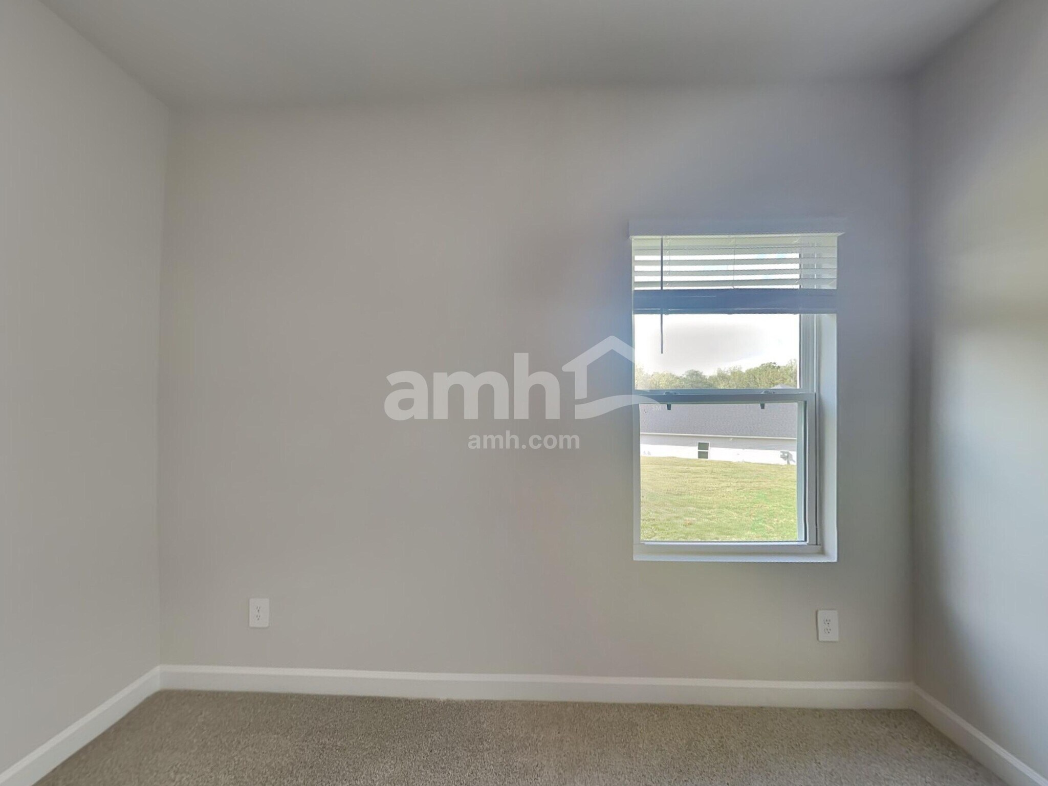 Building Photo - 305 Granby Trl