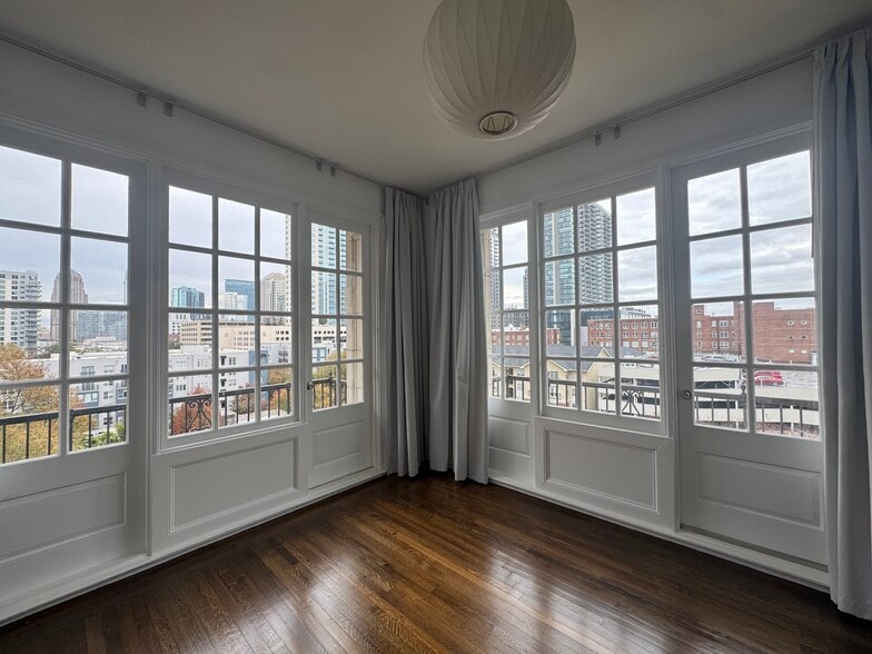 Primary Photo - 30 5th St NE