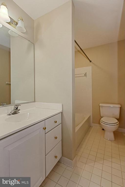 Building Photo - 6430 Katherine Ann Ln