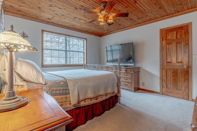 Building Photo - 101 Star Rd