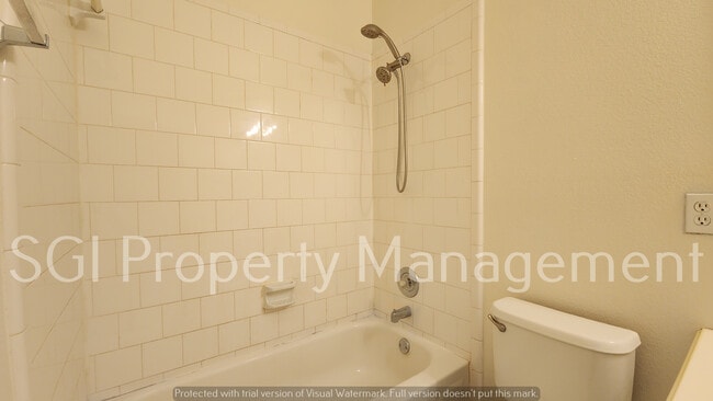 Building Photo - 205 Dorsett Ct