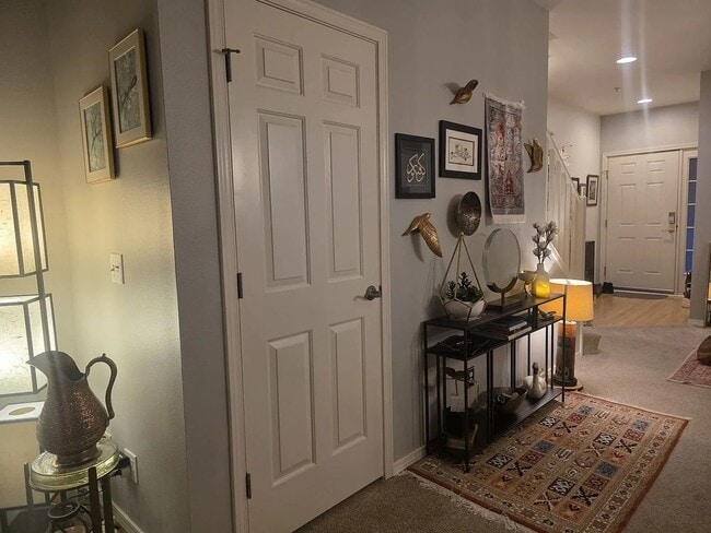 Building Photo - Bright & Renovated 3-Bed Condo in Northshore Summit