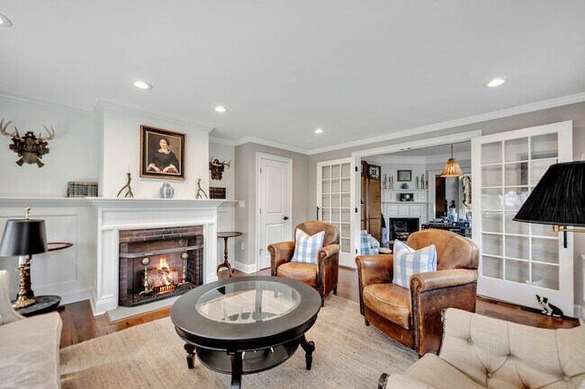 Building Photo - 75 Green Hill Rd