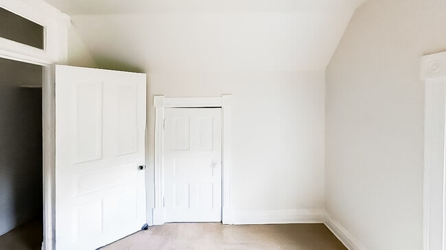 Building Photo - 8 S Normal St