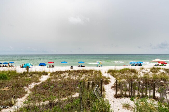 Primary Photo - 17135 Front Beach Rd