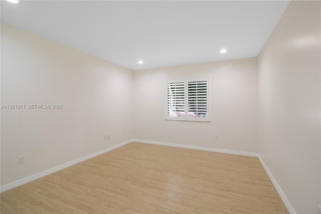 Building Photo - 7915 SW 86th St