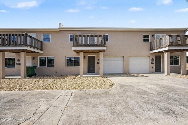 Building Photo - 1280 N Hwy A1A