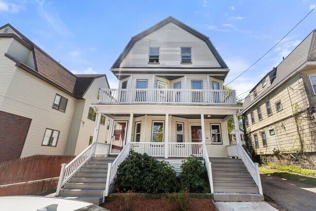 Building Photo - 17 Wright Ave