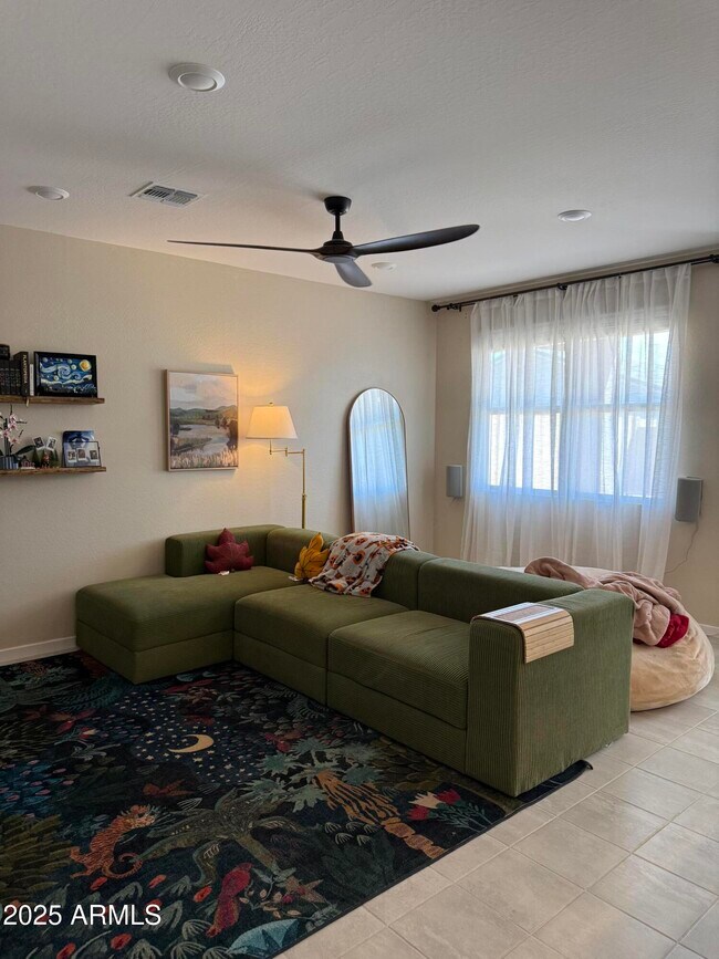 Building Photo - 2609 E San Miguel Dr