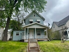 Building Photo - 1380 Garfield Ave SW