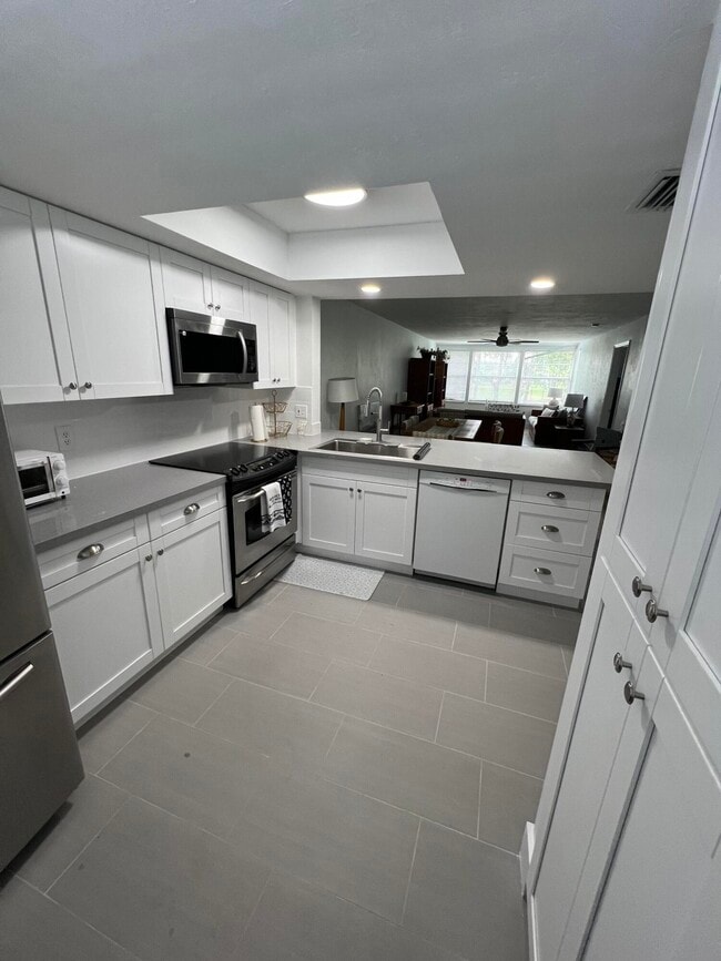Building Photo - 1408 Palm Beach Trace Dr