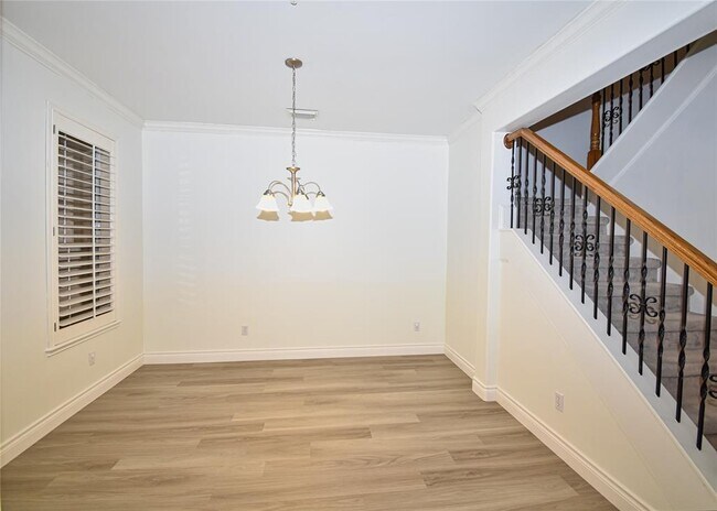 Building Photo - 4323 Lake Walk Ct