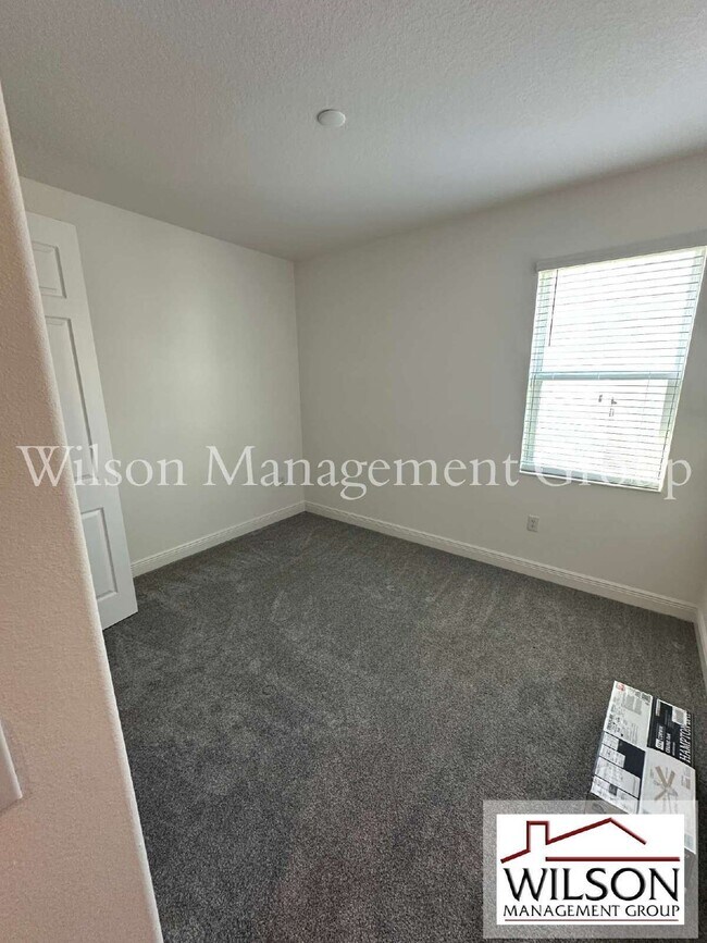 Building Photo - 484 Shadow Gorge Wy