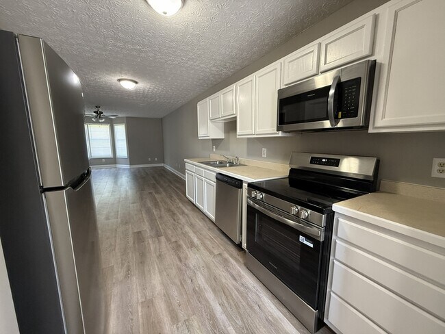 Building Photo - 233 Westchester Cir