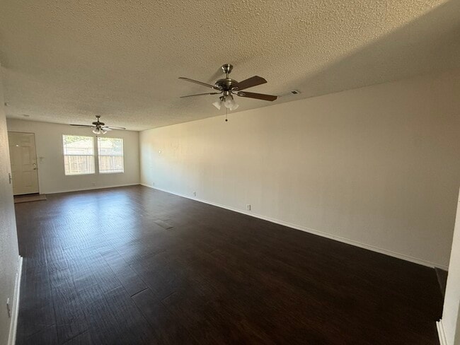 Building Photo - 9625 Brierwyck Dr