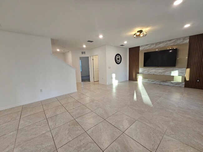 Building Photo - 3928 Capri Coast Dr