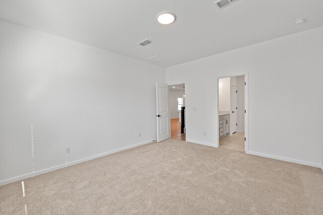 Building Photo - 1601 Malcus Ct