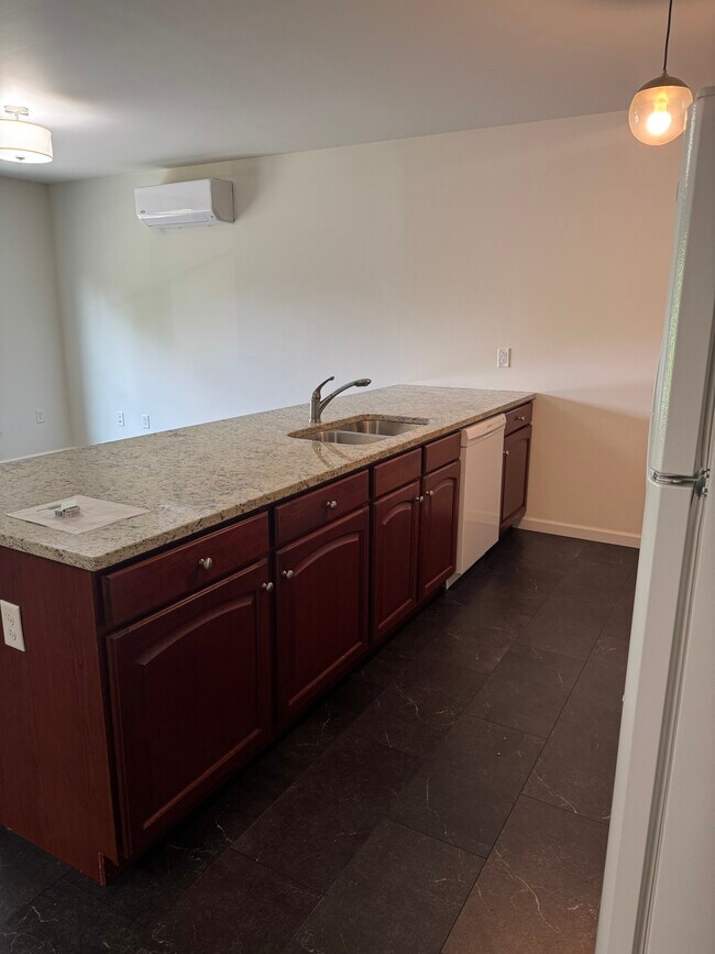 Building Photo - 120 Chambers Aly