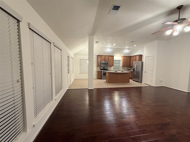 Building Photo - 27219 Camden Glen Ln