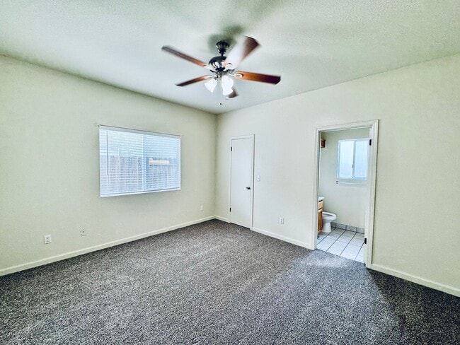 Building Photo - REDUCED! Cozy 3 Bedroom 2 Bath Home