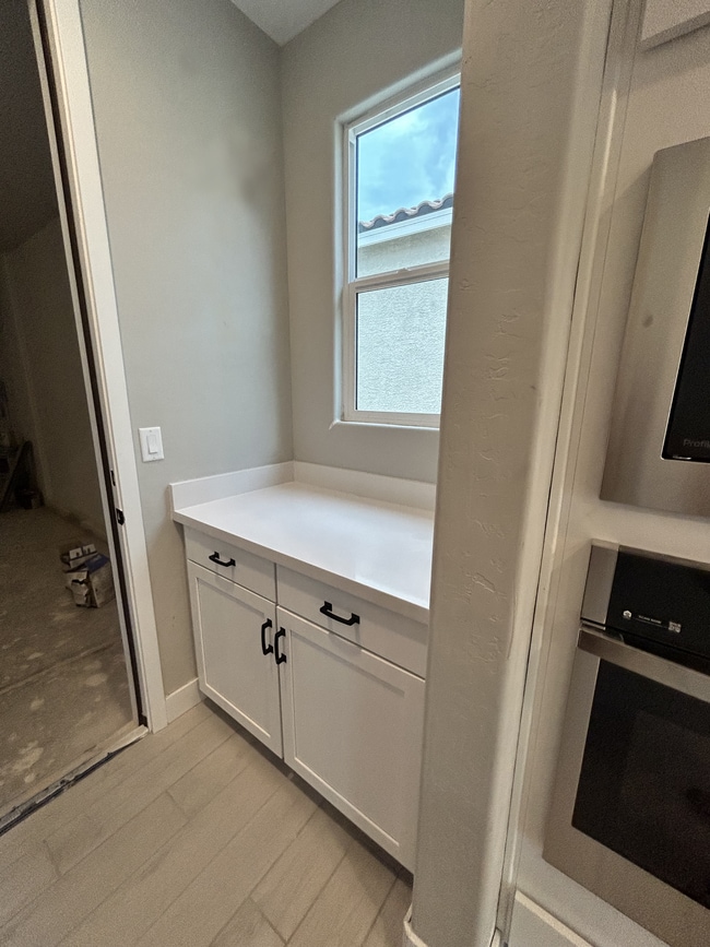 Building Photo - 104 Barton Bay Ave