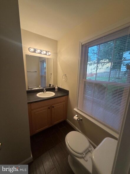 Building Photo - 3409 Tendril Ct