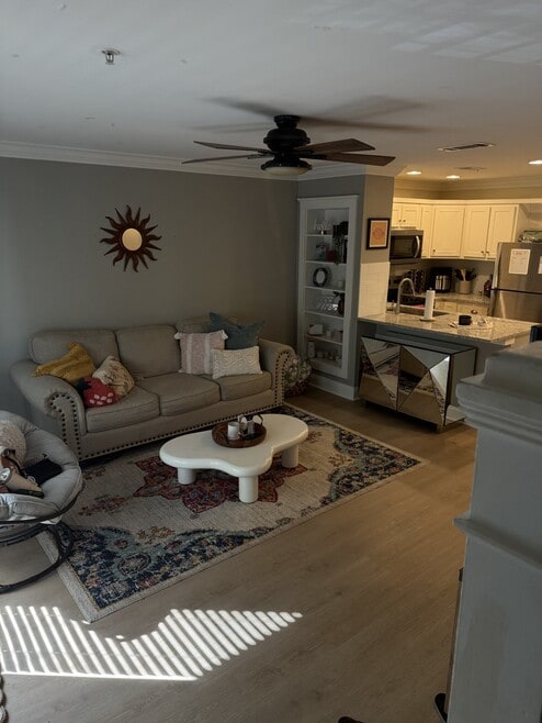 Building Photo - 490 S Barnett Shoals Rd