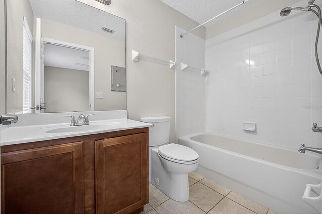 Building Photo - 14239 Avenue of the Groves