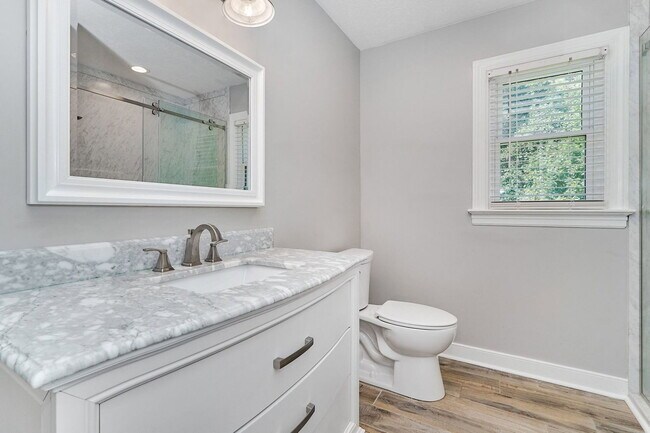 Building Photo - 9395 Blacksmith Dr