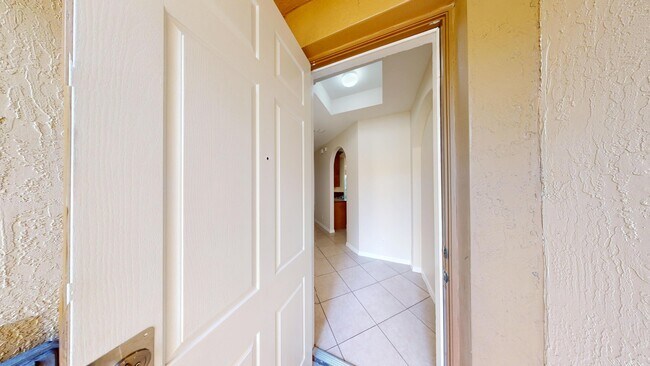 Building Photo - 831 Pipers Cay Dr