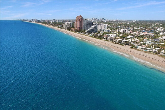 Building Photo - 2716 N Ocean Blvd