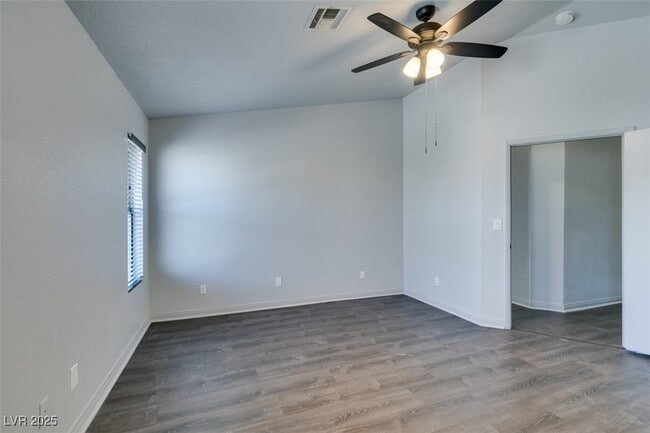 Building Photo - 1670 Rocking Horse Dr