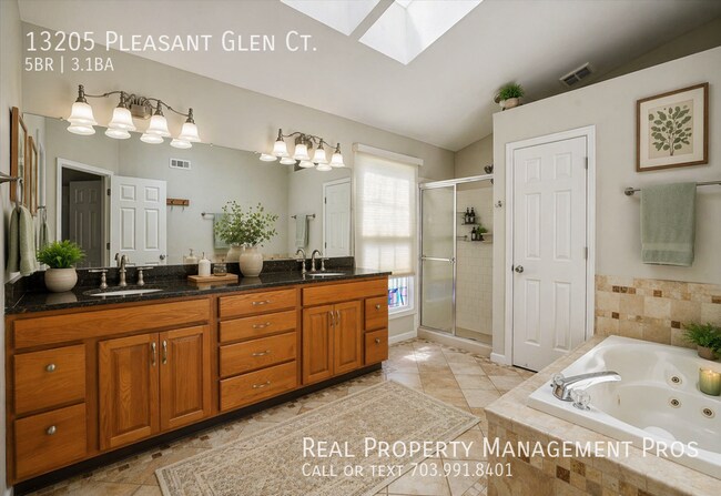 Building Photo - 13205 Pleasant Glen Ct