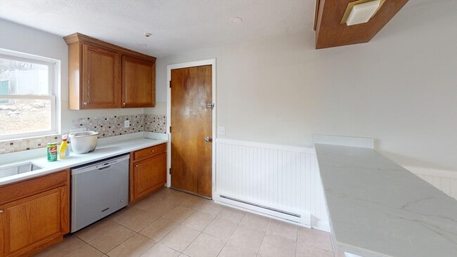 Building Photo - 29 Oconnell Ave