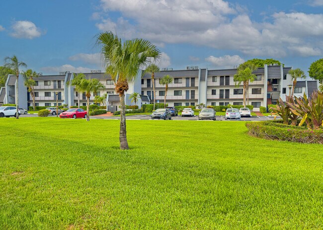 Building Photo - 4242 Deste Ct