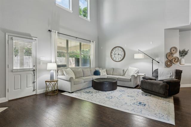 Building Photo - 3833 Denridge Ln