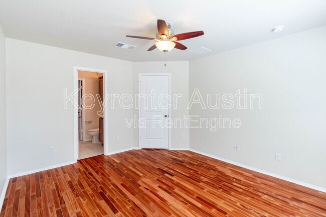 Building Photo - 1704 Sand Hills Dr