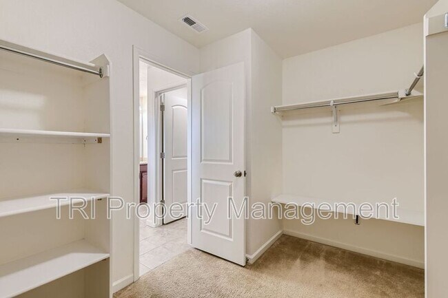 Building Photo - 645 W 171st Pl