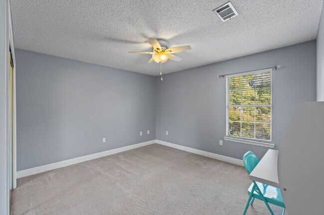 Building Photo - 3171 Airport Rd