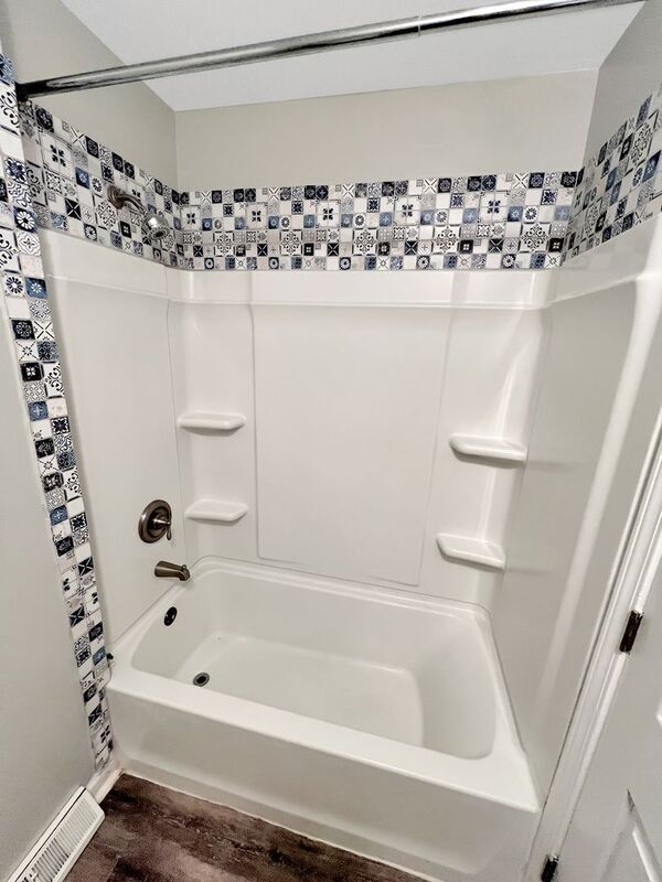 Building Photo - 1303 Michele Dr