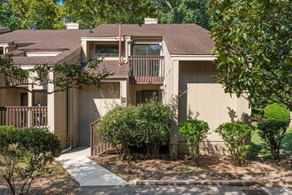 Building Photo - 4100 Five Oaks Dr