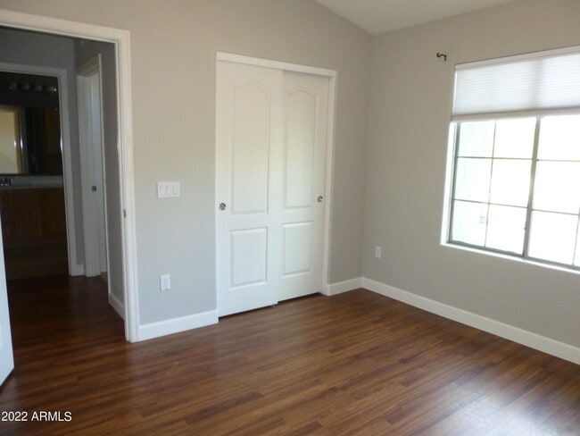 Building Photo - 2727 N Price Rd